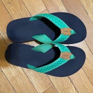 L.L. Bean flipflops - Sz 7 Medium